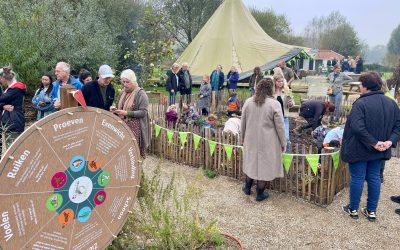 Nieuwe IVN-voedselbosjes verrijken Bloemenpark Appeltern