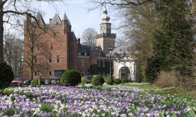 ‘Als tuinbaas hou ik de schoonheid van Nijenrode in stand’